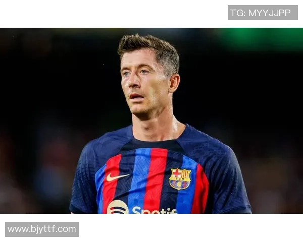 波兰足球球星最新身价排行揭晓聚焦莱万多夫斯基与新星成长