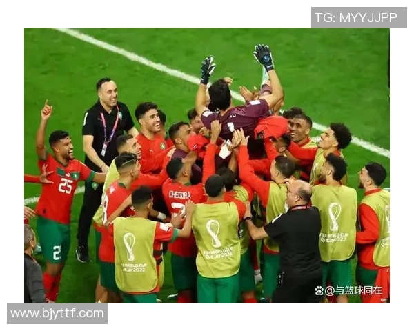 逆袭之路：如何从默默无闻到成为世界顶级足球球星的励志故事